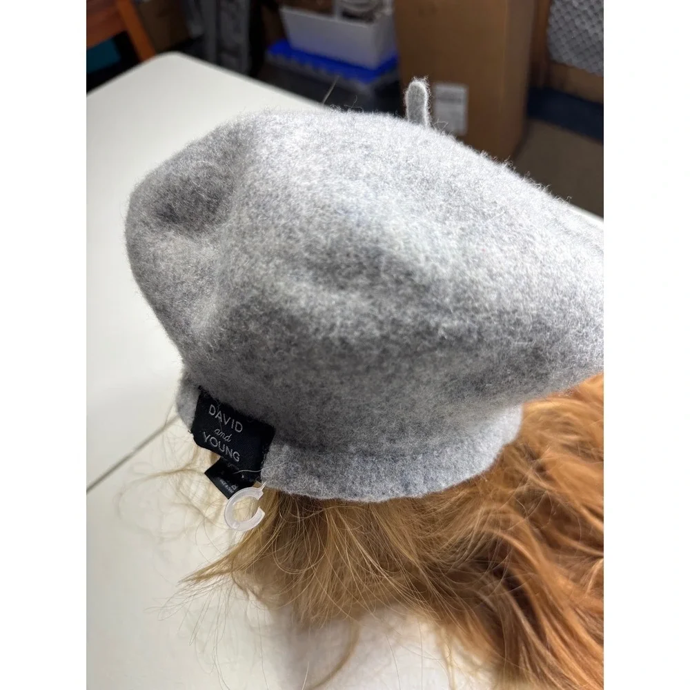 David and‎ Young Wool Beret Hat Womens Gray Classic French Style